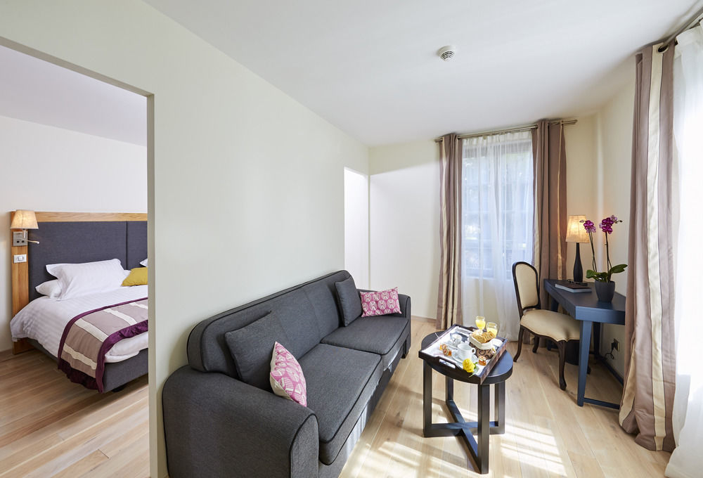Mercure Maintenon Luaran gambar